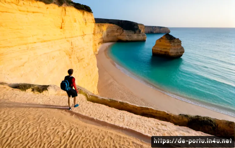 Home 17 알가르브 해변 여행기 - Photorealistic Algarve beach travel scene at sunrise, wide view from golden limestone cliffs overloo...